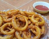 A picture of step 7 of Onion Ring Pakora.