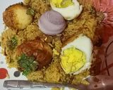 A picture of step 4 of Egg biryani.