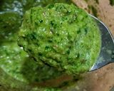 A picture of step 3 of Pesto bread(basil flavour).