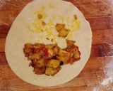 A picture of step 5 of Potatoes fried pie.