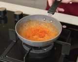 Foto langkah ke 4 dari resep Ayam Goreng Hong Kong Devina Hermawan.