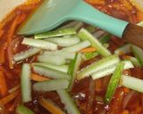 Foto langkah ke 2 dari resep Sosis Asam Manis.