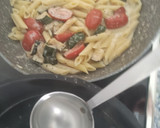 Foto del paso 10 de la receta: Penne Rigate al Wok con Calabacín, Cherry y Salmón Ahumado
