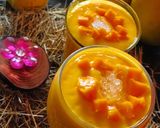 A picture of step 3 of Almond Mango Milkshake.