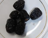 A picture of step 3 of Nuts semolina healthy nutrition/harira/drink.