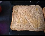 A picture of step 2 of Mix veg sandwhich.