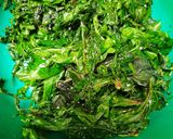 Foto langkah ke 1 dari resep Sayur daun singkong.