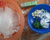 Foto del paso 1 de la receta: Filete de pescado al ajo y perejil
