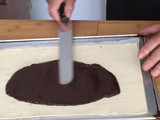 Coca de Llavaneras rellena de chocolate