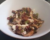 Foto del paso 3 de la receta Ensalada templada de rúcula con verduras salteados jamón y feta