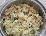 முட்டைக்கோஸ் பொரியல் (Muttaikosh poriyal recipe in tamil) ரெசிபி ஸ்டேப் 3 புகைப்படம்