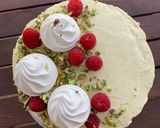 Málnás- pisztáciás torta recept fázis 10 fotója