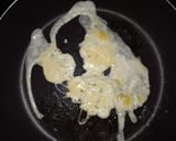 Foto langkah ke 5 dari resep Cilung Telor-Pedas.