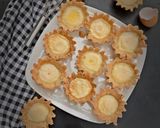 A picture of step 12 of Egg Tart.