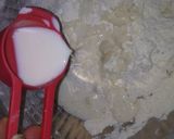 A picture of step 3 of Pizza Without Oven.