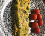 Foto del paso 4 de la receta: Tortilla de huevos caseros con cebolletas de la huerta