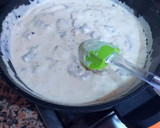 Foto del paso 11 de la receta: Filetes de pechuga de pollo en salsa de champiñones y macis