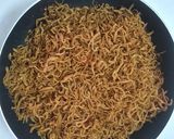 Hình bước làm 3 của món Khô gà (dùng chảo chống dính)