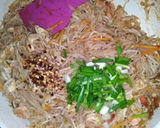 Foto langkah ke 7 dari resep Pad Thai Shrimp n Chicken.
