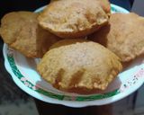 A picture of step 7 of Mixed flour poori.