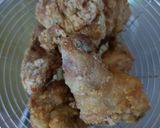 Foto langkah ke 2 dari resep Ayam Goreng Sayur.