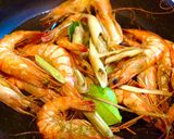 รูปขั้นตอนการทำที่ 1 ของ ต้มกุ้งง่ายๆ