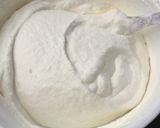 Foto langkah ke 5 dari resep Chiffon Belang Putih Telur Taro - Chocolate.