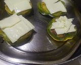 A picture of step 6 of Bell pepper cheese stuffed burger.