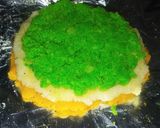 तिरंगा कोकोनट मलाई रोल (Tiranga coconut malai roll recipe in Hindi) रेसिपी चरण 3 फोटो