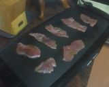 Foto del paso 1 de la receta: Filetes de ternera a la plancha con papas de churrería y alioli