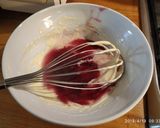 Áfonya krémleves recept fázis 4 fotója