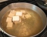 Hình bước làm 3 của món Súp Miso cổ điển Nhật Bản với đậu phụ của Aneko-chan
