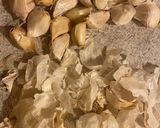 A picture of step 1 of Bagna cauda.