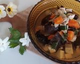 Foto langkah ke 10 dari resep Sup Jamur Kuping.