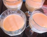 Foto del paso 5 de la receta: Postre ligero de crema y jugo de naranja 🍊