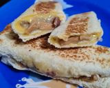 Foto langkah ke 5 dari resep Kebab Roti with Mushroom Sauce.