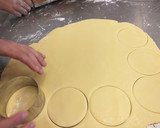 Foto del paso 5 de la receta: Alfajores de maicena (para celíacos)