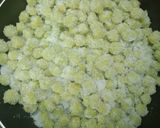 Hình bước làm 3 của món Mứt chùm ruột (Chùm ruột ngào đường)
