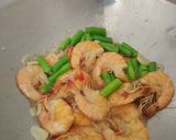 Foto langkah ke 5 dari resep Tumis Udang Buncis.