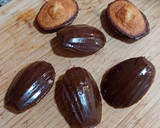 Foto del paso 22 de la receta: Madeleines sin gluten de vainilla con cobertura de chocolate