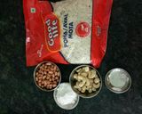 A picture of step 1 of Pohe ka fried chivda.