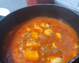 Foto del paso 2 de la receta: Tintorera en salsa de tomate