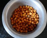 A picture of step 2 of Soybean Black Chickpeas Ghugni Chat.
