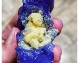 Foto langkah ke 9 dari resep Kue Mawar Tapioka Bunga Telang.