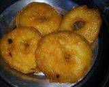 A picture of step 4 of Apple jalebi.