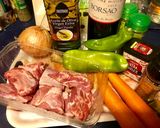 Foto del paso 1 de la receta Carrillada ibérica con Vino Tinto (Thermomix)