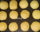 Foto langkah ke 5 dari resep Bakpia Isi Kacang Hijau (No Oven).