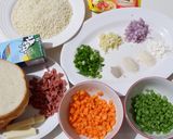 Foto langkah ke 1 dari resep Roti Goreng Ragout.