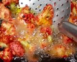 A picture of step 5 of Crispy cauliflower manchurian.