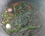 பொன்னாங்கண்ணிக் கீரை குழம்பு ரெசிபி ஸ்டேப் 2 புகைப்படம்